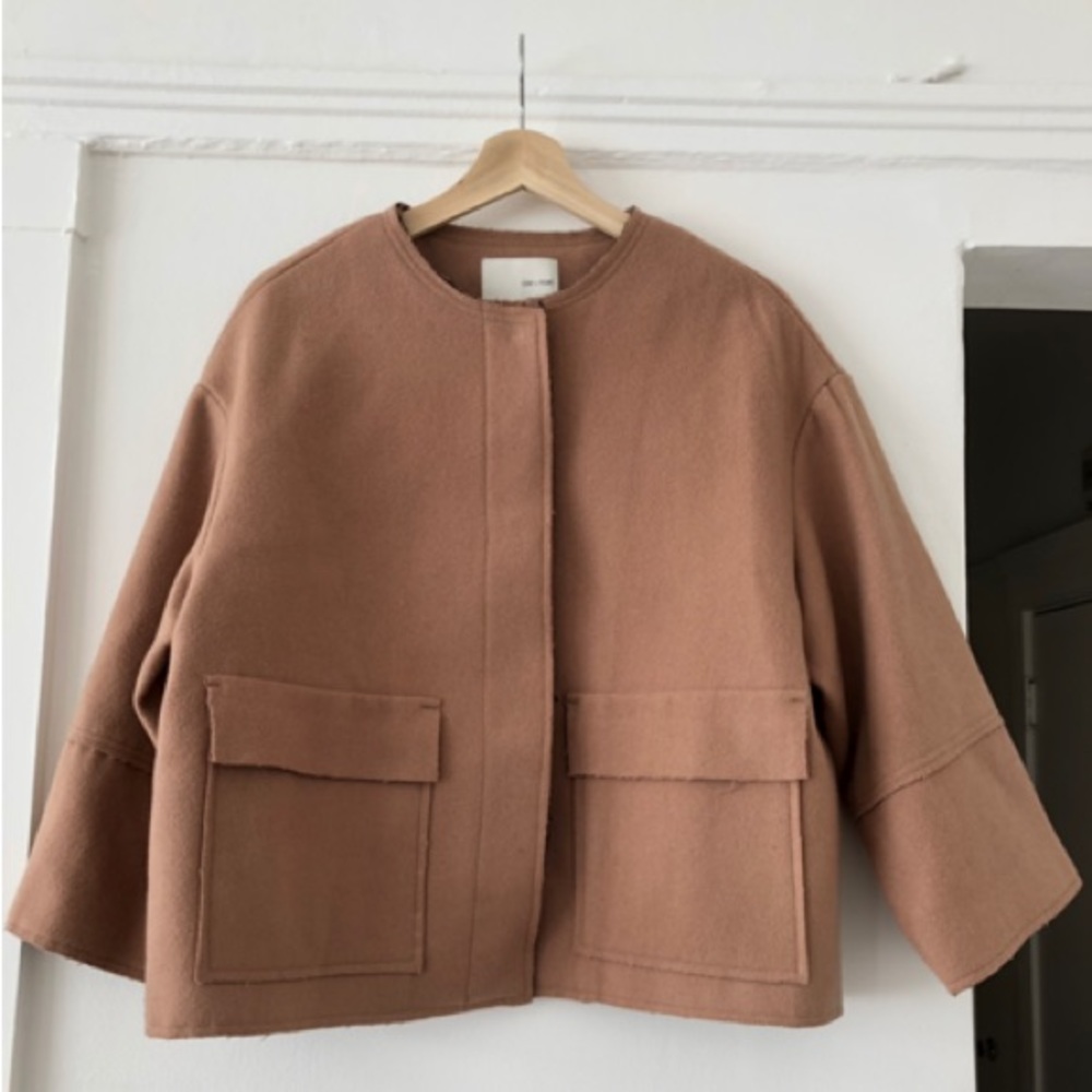 Oak + Fort - Beige/Tan short coat - M